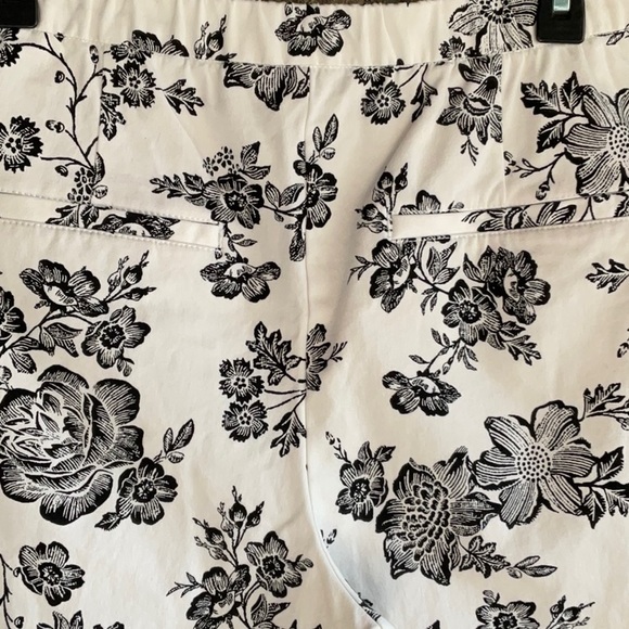 ISAACMIZAHILIVE CAPRIS - Picture 5 of 14